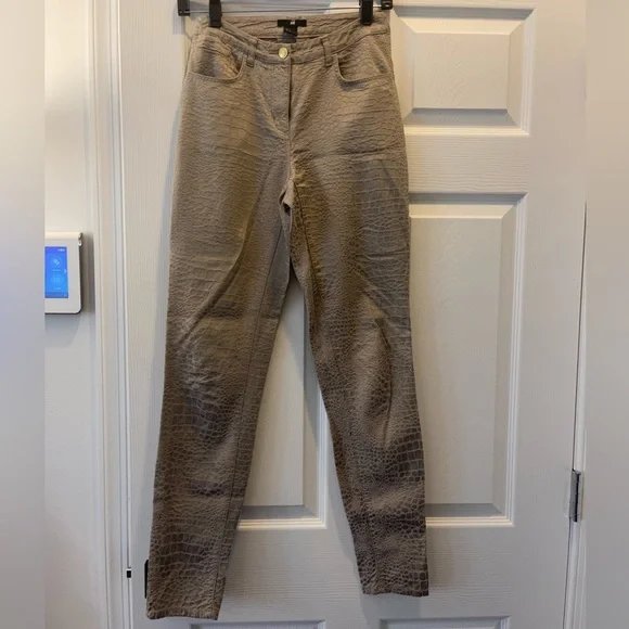 H&M Pants - Picture 1 of 3